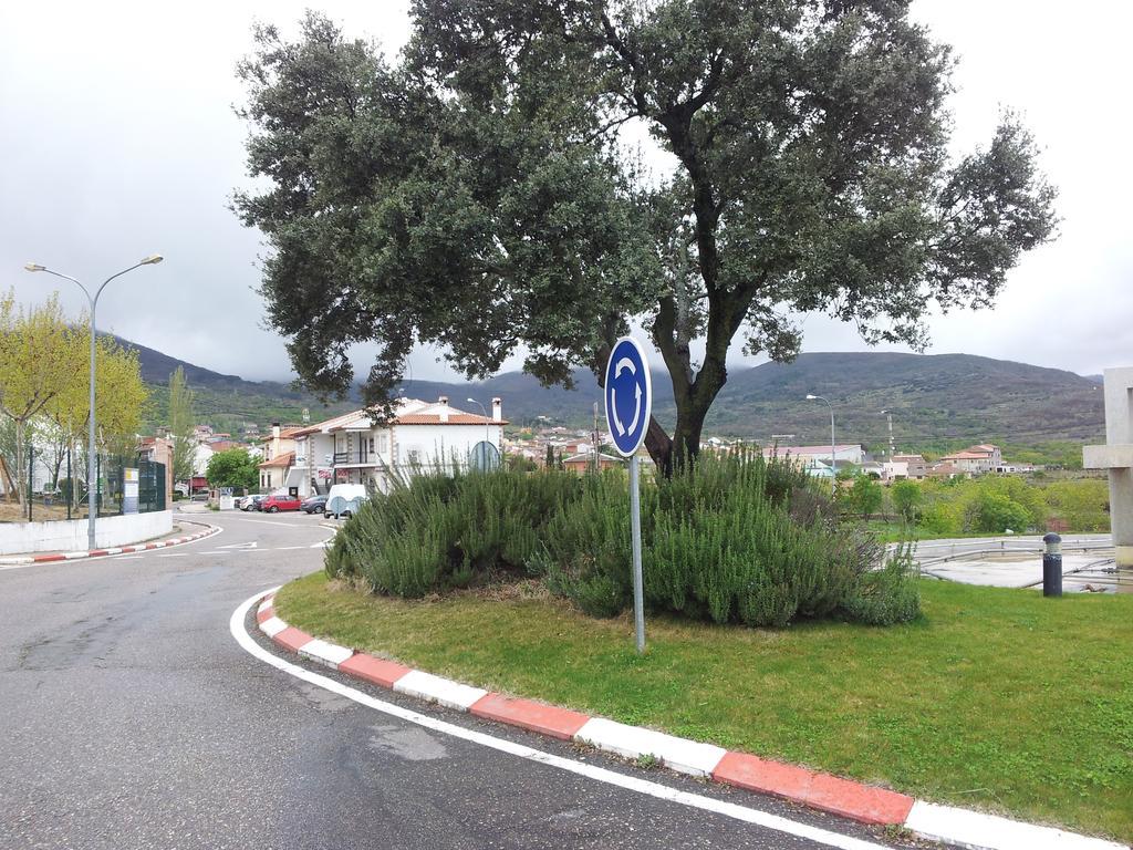 Alojamiento Cr Cuatro Caminos San Pablo de los Montes Luaran gambar